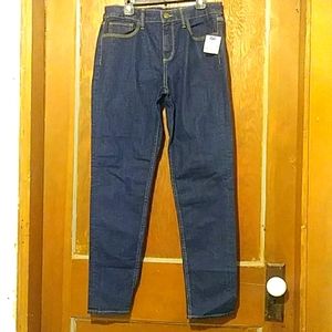 Junior's  size 7, dark blue,  5 pocket ankle jeans